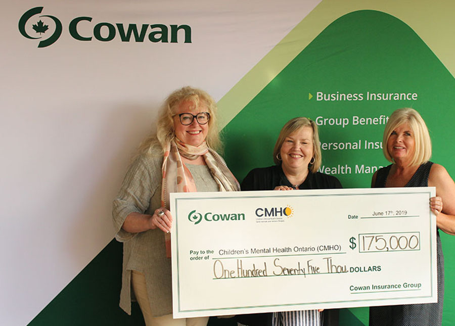 Présentation du chèque 2019 pour la Cowan Charity Classic