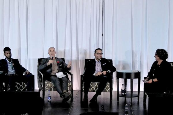 S’adapter au changement organisationnel: Cultiver la résilience lors des fusions et acquisitions